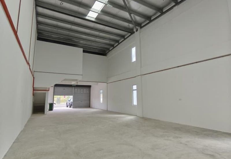 Kulai / Indahpura / VervoCity / Stellar Park / Brand new 1.5 Storey Terrace Factory / Light Industry /  全新 1.5 层工业厂房