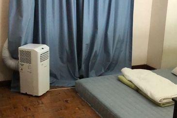 Johor Bahru/ Larkin Sri Impian Apartment 