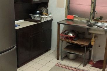 Johor Bahru/ Larkin Sri Impian Apartment 