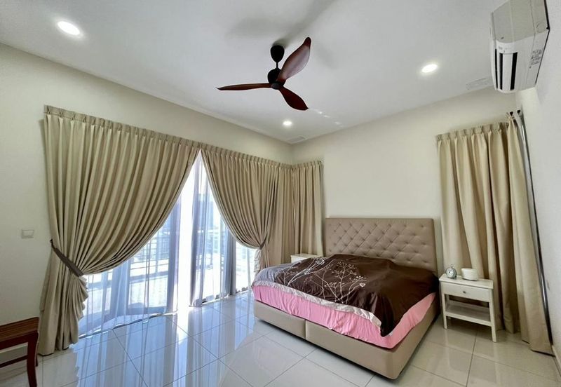 Kulai / Bandar Indahpura / Jalan Iris / Raintree Residences /  ~2 Storey Cluster House