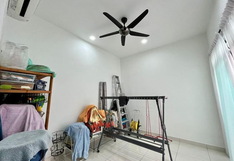 Kulai / Bandar Indahpura / Jalan Iris / Raintree Residences /  ~2 Storey Cluster House