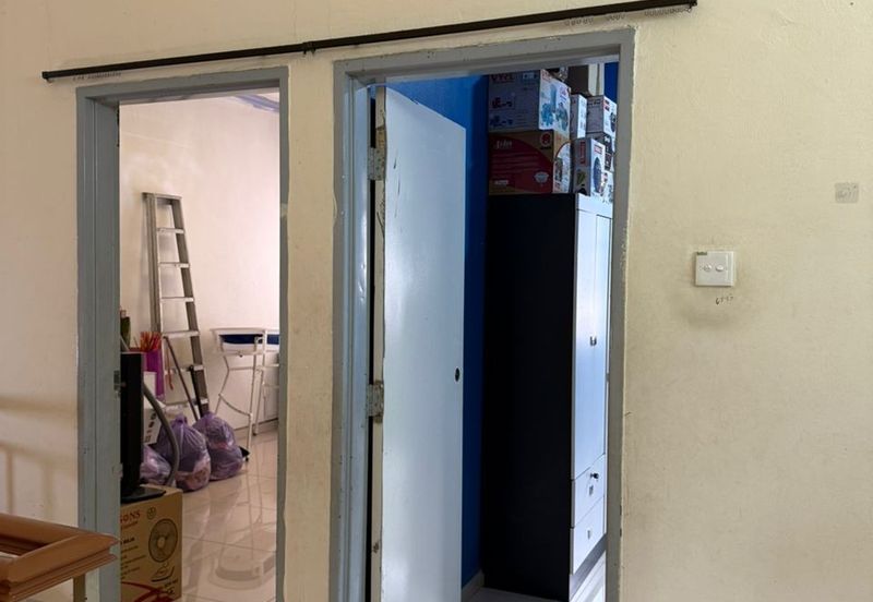 Skudai / Taman Seri Orkid / Double Storey Terrace House