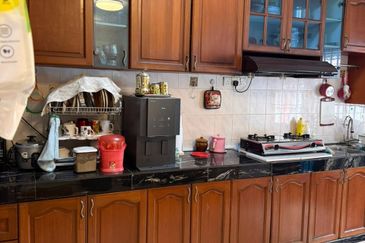 Skudai / Taman Seri Orkid / Double Storey Terrace House