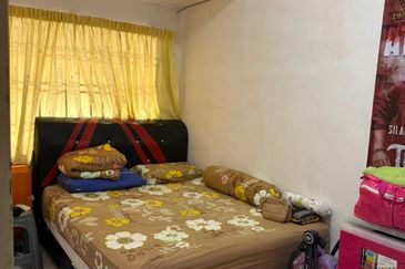 Skudai / Taman Seri Orkid / Double Storey Terrace House