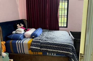 Skudai / Taman Seri Orkid / Double Storey Terrace House