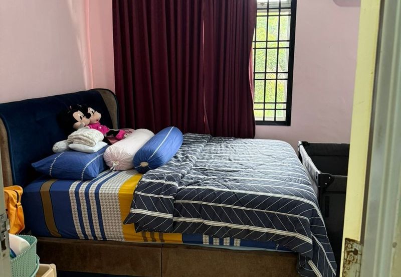 Skudai / Taman Seri Orkid / Double Storey Terrace House