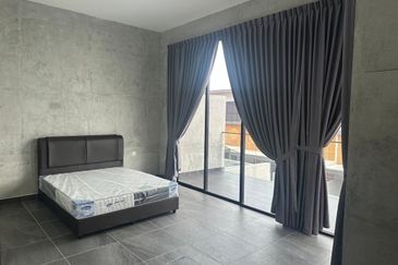 Kulai / Bandar Putra / Bukit Seni / D’Art Hill Residence / 2.5 Storey House 