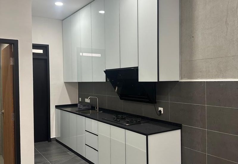 Kulai / Bandar Putra / Bukit Seni / D’Art Hill Residence / 2.5 Storey House 