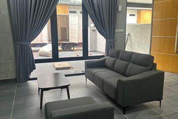 Kulai / Bandar Putra / Bukit Seni / D’Art Hill Residence / 2.5 Storey House 