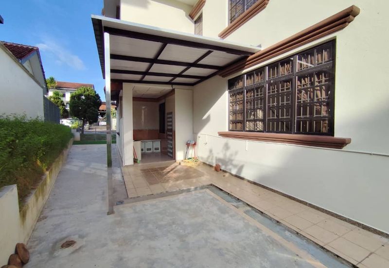 Senai / Jalan anak bukit / Bungalow House