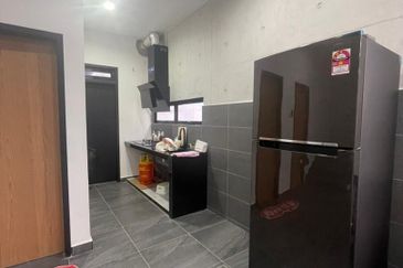 Kulai / Bandar Putra / Bukit Seni / D’Art Hill Residence / 2.5 Storey House End Lot / Brand New Unit