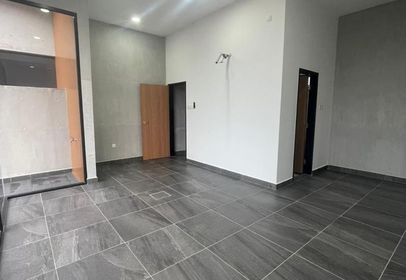 Kulai / Bandar Putra / Bukit Seni / D’Art Hill Residence / 2.5 Storey House End Lot / Brand New Unit