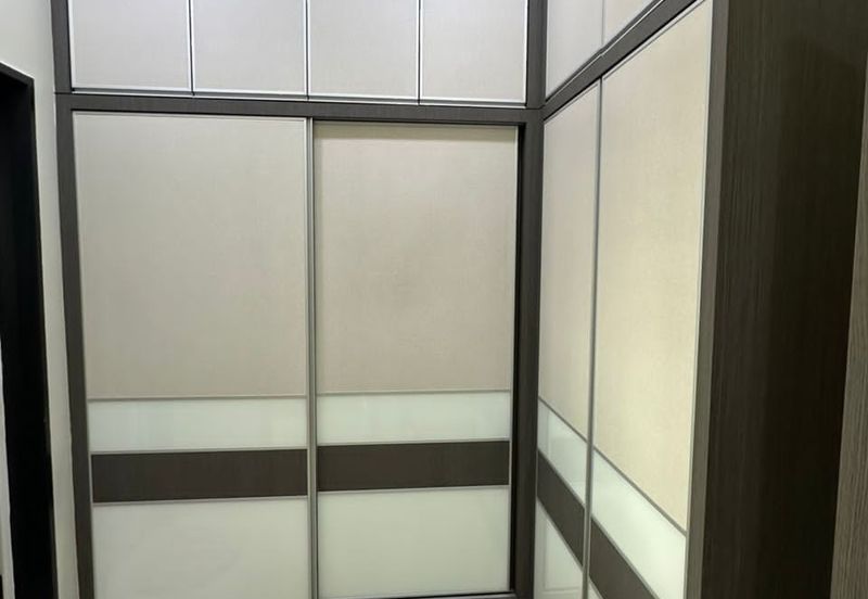 Johor Bahru / Taman Seri Austin / Jalan Seri Austin 3/5x  Double Storey Terrace House  - ⁠Fully Renovated