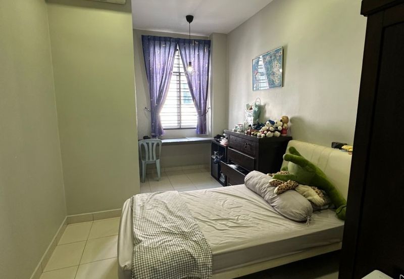 Johor Bahru / Taman Seri Austin / Jalan Seri Austin 3/5x - Double Storey Terrace House