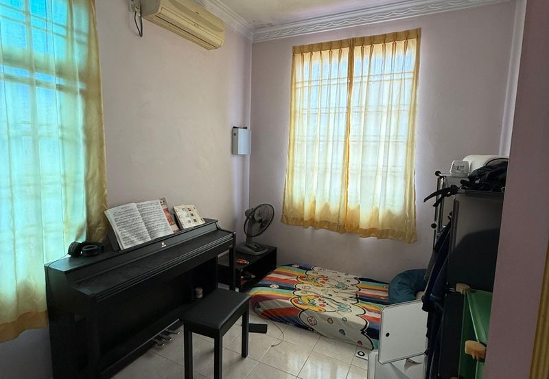 Iskandar Puteri / Bukit Indah / Jalan Indah 5 / Double Storey Terrace House End Lot + 10ft / Unblockland 