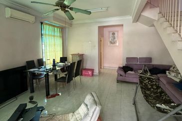 Iskandar Puteri / Bukit Indah / Jalan Indah 5 / Double Storey Terrace House End Lot + 10ft / Unblockland 