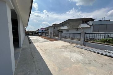 Skudai / Taman Melawati / Jalan melawati 1 / Single Storey Endlot / Unblock view