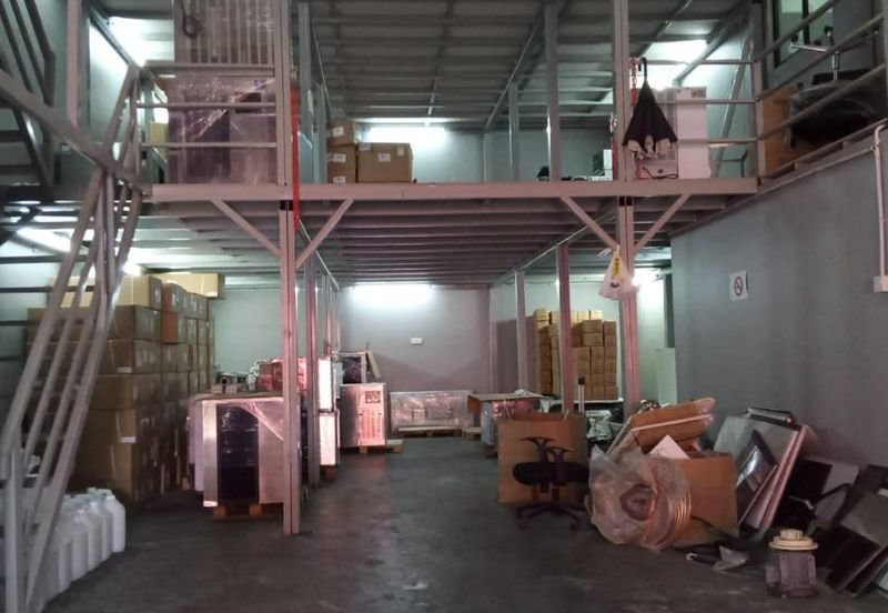 Johor Bahru/ Taman Eko Perniagaan / Jalan Eko Perniagaan 2/5 & Semi Detached Factory Corner Lot