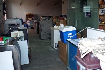 Johor Bahru/ Taman Eko Perniagaan / Jalan Eko Perniagaan 2/5 & Semi Detached Factory Corner Lot