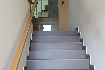 Johor Bahru/ Taman Eko Perniagaan / Jalan Eko Perniagaan 2/5 & Semi Detached Factory Corner Lot