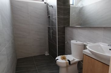 Johor Bandar Tiram / New Launch Double Storey House / 👉Early Bird Promotion👉Free Legal & Stamp Duty 👉Free MOT🔥Monthly from RM3xxx