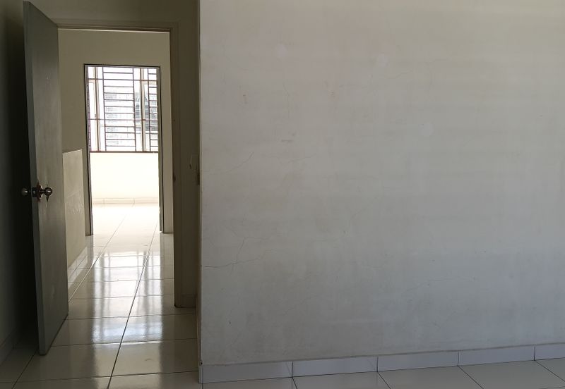 Taman Bukit Indah  / Jalan Indah Zon 7 / Double Storey House 