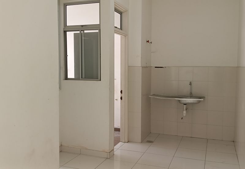 Taman Bukit Indah  / Jalan Indah Zon 7 / Double Storey House 