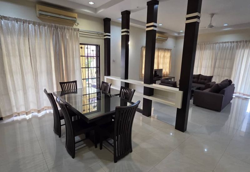 Kulai / Bandar Putra / Gate A / Double Storey Semi Detached  