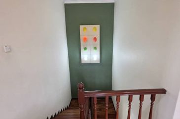 Kulai / Bandar Putra / Gate A / Double Storey Semi Detached  