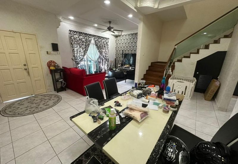 Johor Bahru/ Taman Daya / Jalan Nibong / Double Storey House G&G / Full Extend