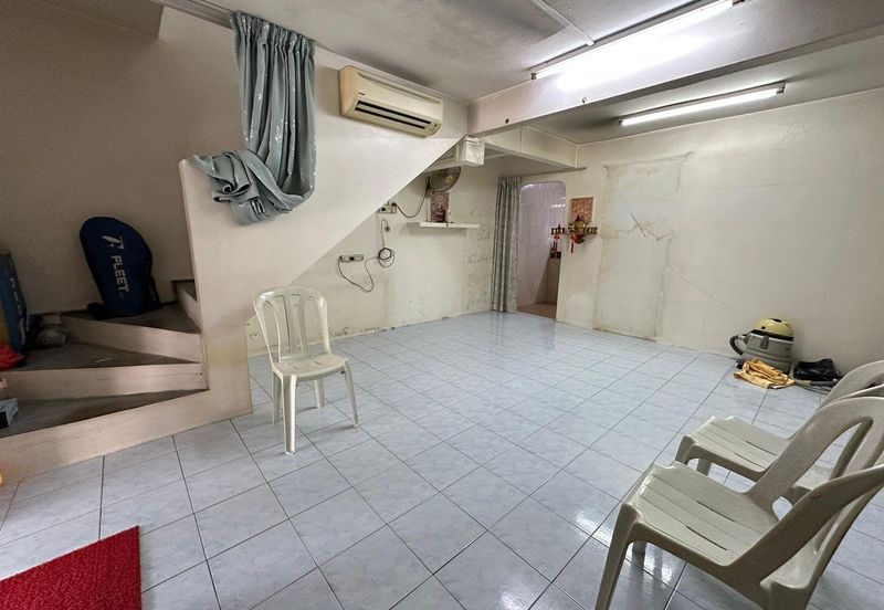 Kulai / Saleng / Taman muhibah / Jalan Jambu Mawah / Double Storey Low Cost / Fully Renovation