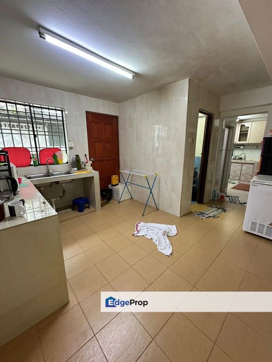Kulai / Saleng / Taman muhibah / Jalan Jambu Mawah / Double Storey Low Cost / Fully Renovation, Johor, Kulai