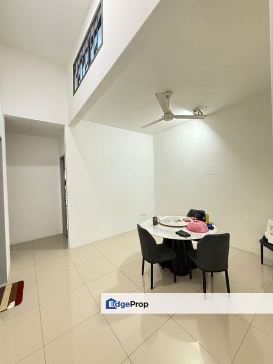 Senai / Taman Hijauan / Jalan Hijauan 5 / Senai Park / Single Semi-D House ⁠Gated & Guarded , Johor, Senai
