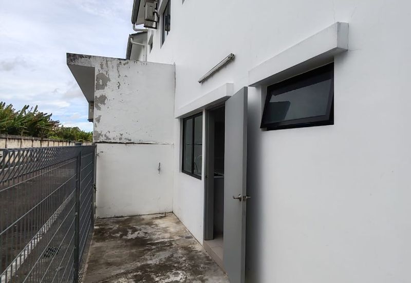 Kulai / Bandar Indahpura Crystal 2 /Jalan Cempaka 36/27