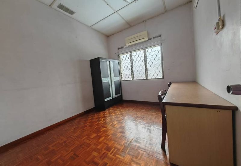 Kulai / Taman Kota Kulai / Jalan Saga / Double Storey Terrace House Original Unit 大古来城双层排楼出售