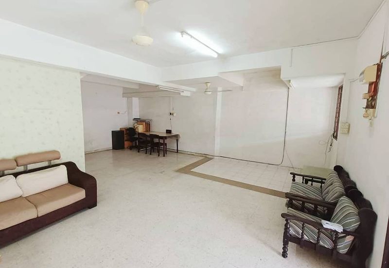 Kulai / Taman Kota Kulai / Jalan Saga / Double Storey Terrace House Original Unit 大古来城双层排楼出售