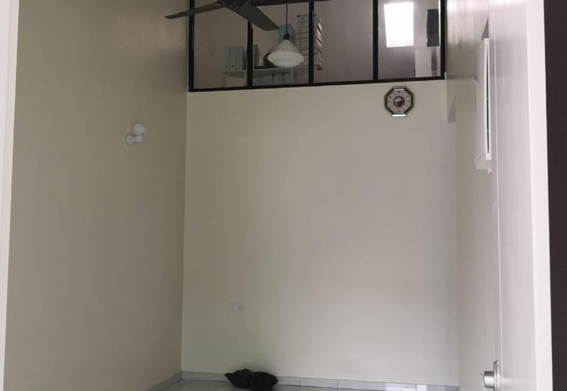 Kulai / Bandar Indahpura / Jalan Sena / 1.5 Storey Terrence House