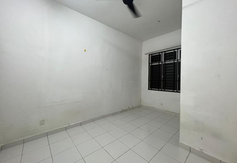 Kulai - Bandar Putra - Jalan Rajawali 1x - Single storey Terrace House