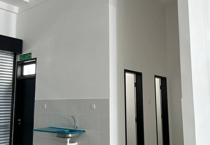 Iskandar Puteri / Taman, Persiaran Eko Botani / Eco boulevard 2 / 2 GF adjoining units