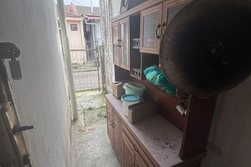 Senai / Jalan Senai Utama / Single Storey Terrace House 