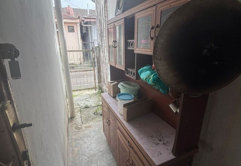 Senai / Jalan Senai Utama / Single Storey Terrace House 