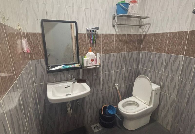 Senai / Jalan Senai Utama / Single Storey Terrace House 