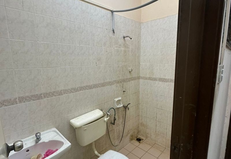 Bukit Indah / Jalan Indah 17 🏠Double Storey Terrace House