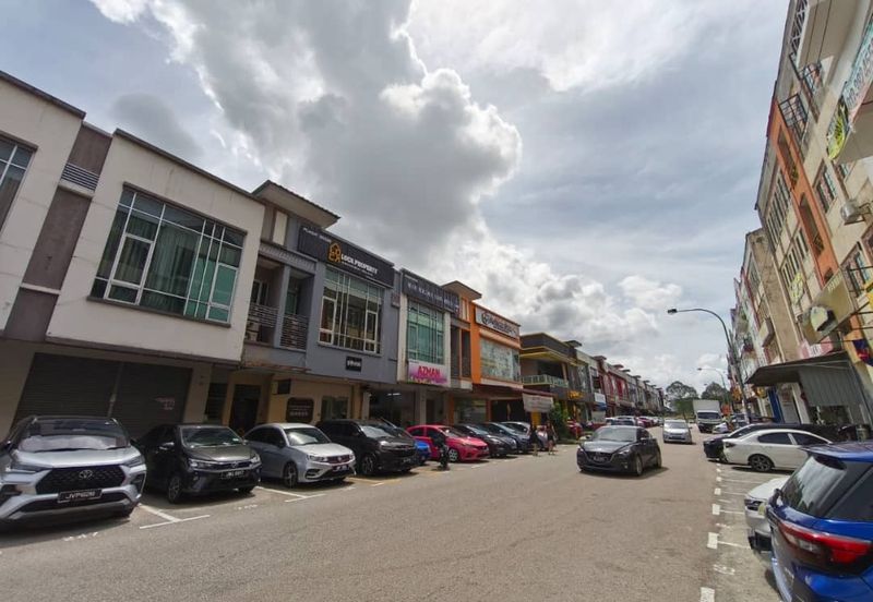 Kulai / Bandar Indahpura / Jalan Kenanga 29/9 - 4 Storey Shop Office