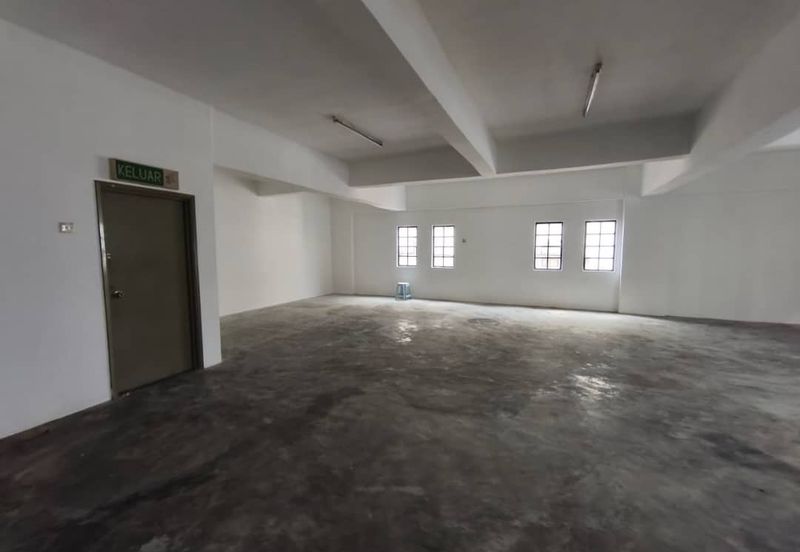 Kulai / Bandar Indahpura / Jalan Kenanga 29/9 - 4 Storey Shop Office