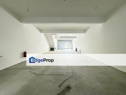 Kulai / Bandar Indahpura/ Jalan Kiambang (Food street )/ Double Storey Shoplot  , Johor, Kulai