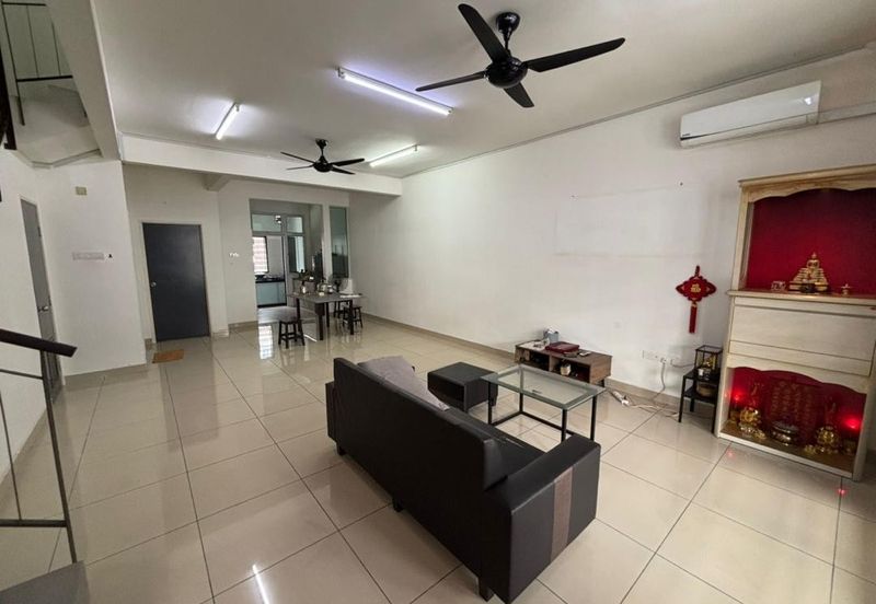 Mutiara Utama / Double Storey Terrace House 