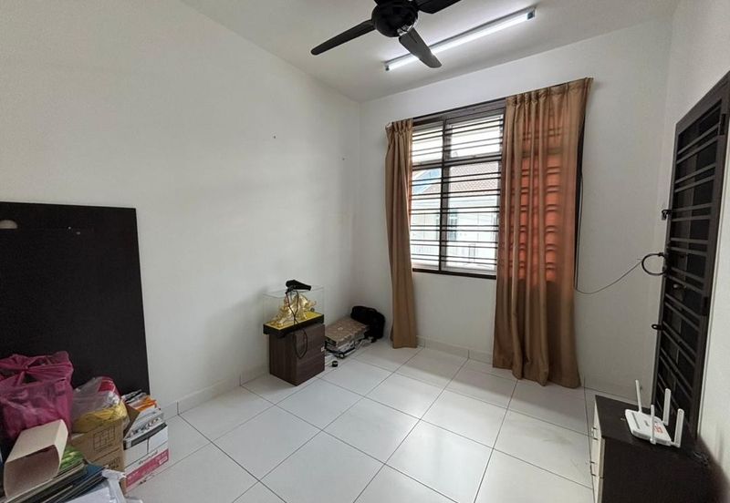 Mutiara Utama / Double Storey Terrace House 