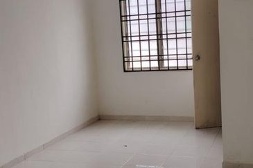 Skudai / Pulai Perdana / Double Storey Terrace House 