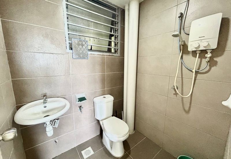 Johor Bahru/ Taman Daya / Jalan Sagu / Arc Austin Hill 